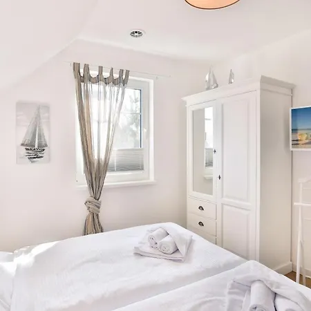 Holiday home Harmonie In Born